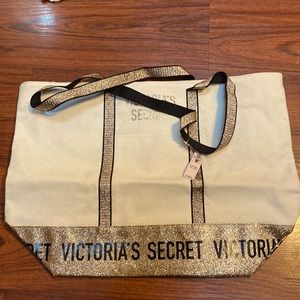 Victoria secret tote bag